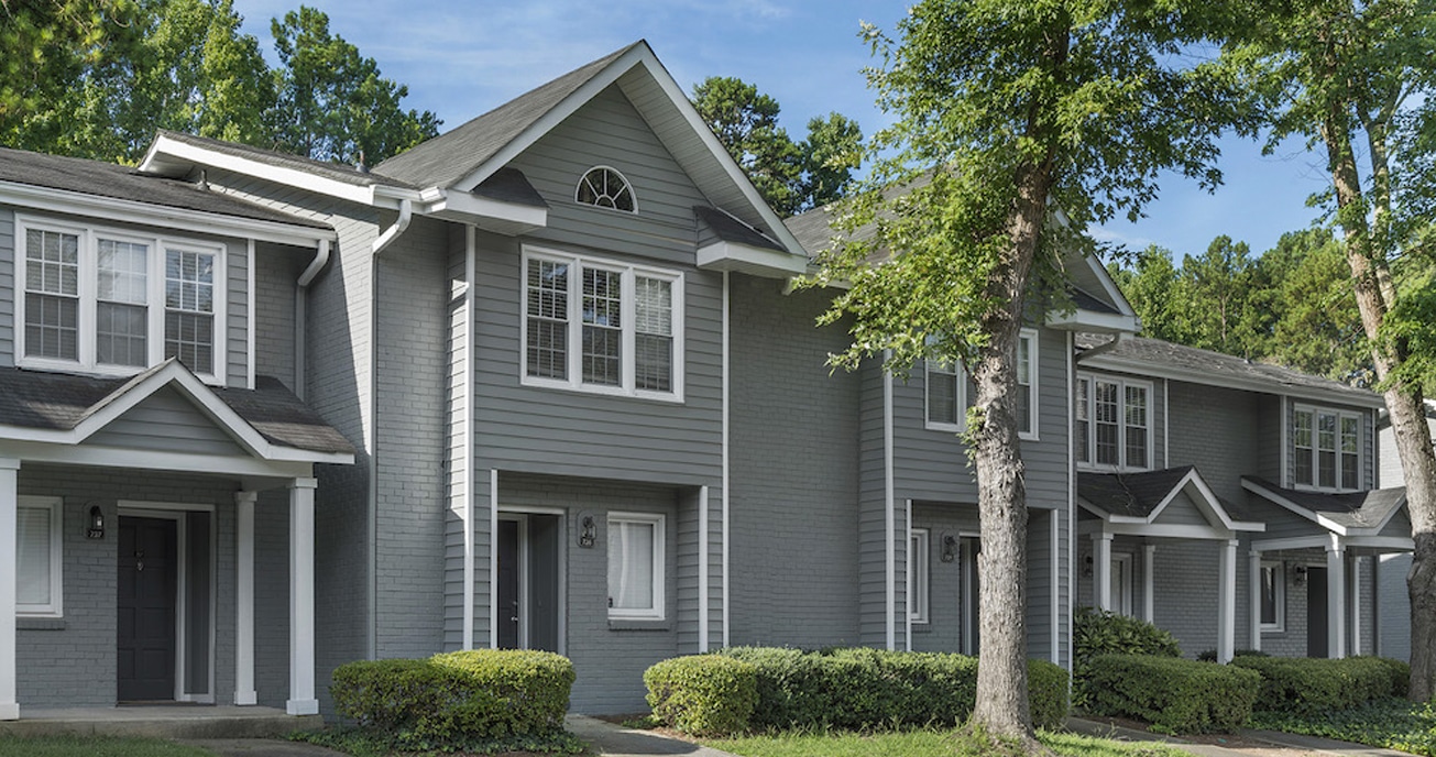 outdoor 550Abernathy, atlanta ga